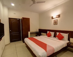 Hotel Oyo 41077 Kalanad Residency (Kasaragod Town, India)