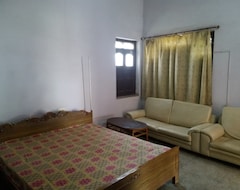Hotelli Ayush Utsav Palace (Deoghar, Intia)