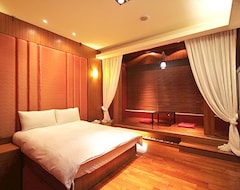 Hotelli 85 Jiafei Suite (Kaohsiung City, Taiwan)