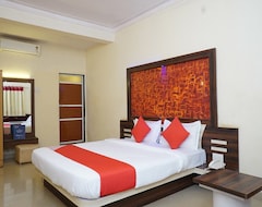 Hotel OYO 19792 Shivneri Motels (Mahabaleshwar, India)