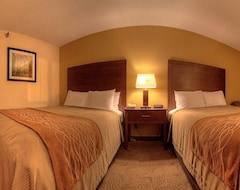 Hotel Comfort Inn & Suites Santee (Senti, Sjedinjene Američke Države)