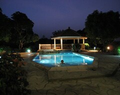 Hele huset/lejligheden In Somone (8 Km From Saly). In A 3000 M² Park With Beautiful Trees (Sokone, Senegal)