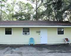Entire House / Apartment The Shed On Monlouis Island Near Dauphin Island Beaches (Coden, USA)