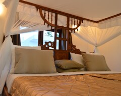 Resort White Paradise Zanzibar (Zanzibar Ciudad, Tanzania)