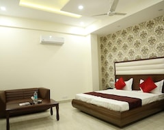 Hotel Anand Regency (Karnal, India)