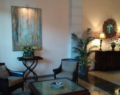 Otel Tropical Elegant Palm Beach 2 Bedroom 2 Bathroom Suite Valet Parking Included (Palm Beach, ABD)