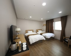 Khách sạn Hotel Aroha (Seogwipo, Hàn Quốc)