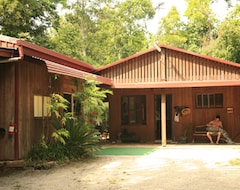 Bed & Breakfast Tropical Bliss bed and breakfast (Innisfail, Australia)