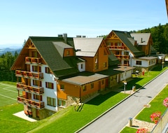 Căn hộ có phục vụ Pohorje Village Wellbeing Resort - Forest Hotel Videc (Hoče-Slivnica, Slovenia)