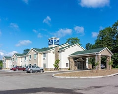 Cobblestone Hotel & Suites - Harborcreek (Erie, USA)
