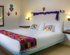 Khách sạn Hotel Casa De Las Flores (Playa del Carmen, Mexico)