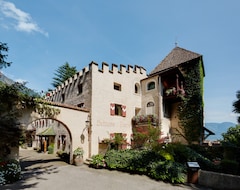 Otel Schloss Plars Wine & Suites (Algund, İtalya)