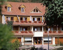 Hotel Les Remparts (Saint-Valery-en-Caux, France)