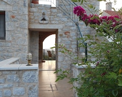 Huoneistohotelli Althea Village (Pyrgos Dirou, Kreikka)