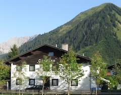 Otel Pension Caroline (Berwang, Avusturya)
