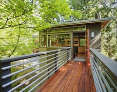 Koko talo/asunto Seattle Urban Tree House (Seattle, Amerikan Yhdysvallat)