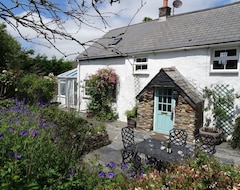 Hotelli Mays Cottage, St Issey, (Wadebridge, Iso-Britannia)