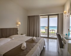 Hotel Iperion Beach (Rethymnon, Greece)