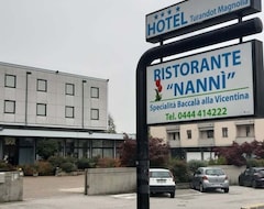 Khách sạn Ristorante Hotel Turandot Magnolia!!! (Grisignano di Zocco, Ý)