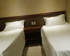 Khách sạn 7 Days Inn (Cebu City, Philippines)