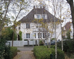 Casa/apartamento entero Cozy Apartment 4 Rooms 130 M² District Orangerie (Estrasburgo, Francia)