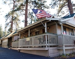 Khách sạn Cathy's Cottages (Big Bear City, Hoa Kỳ)