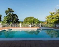 Hotelli The Lawrence Pool House (Montego Bay, Jamaika)