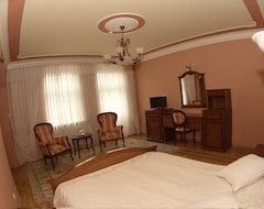 Hotel Leśniczówka - Dworek Weselny (Wodzisław Śląski, Polen)