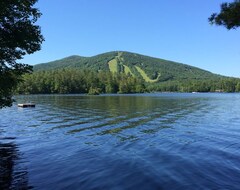 Koko talo/asunto Charming Waterfront Cabin With Mountain View And Private Beach Access! (Bridgton, Amerikan Yhdysvallat)