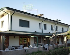 Khách sạn Hotel Green Park (Lignano Sabbiadoro, Ý)