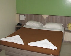 Khách sạn OYO 8311 Hotel Galaxy Residency (Mumbai, Ấn Độ)