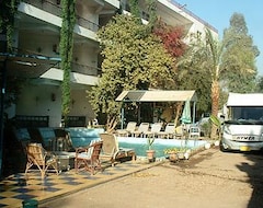 Hôtel Rezeiky Hotel and Campsite Luxor (Louxor, Egypte)