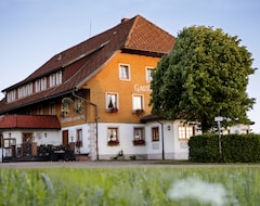 Khách sạn Gasthaus zum Kreuz (Sankt Märgen, Đức)