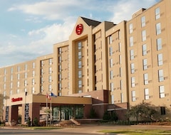 Khách sạn Sheraton Madison Hotel (Madison, Hoa Kỳ)
