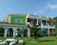 Khách sạn Jen Ti Rainbow House (Chenggong Township, Taiwan)