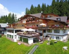 Khách sạn Frieden Das Alpine Panorama Hotel (Hochpillberg, Áo)