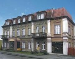Khách sạn Polonia (Chojnice, Ba Lan)