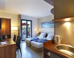Khách sạn Suite Home Aix En Provence Sud (Bouc-Bel-Air, Pháp)