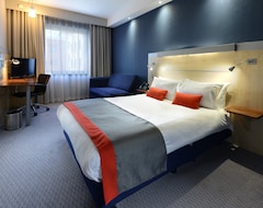 Hotel Holiday Inn Express Dublin Airport (Dublin, Ireland)