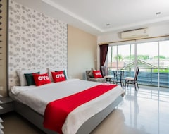 Hotel OYO 301 Sivana Place (Phuket by, Thailand)
