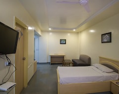 Khách sạn FabHotel Ratnalok MIDC (Pimpri-Chinchwad, Ấn Độ)