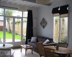 Hele huset/lejligheden Apartment Full Of Seaside Charm (Luc-sur-Mer, Frankrig)
