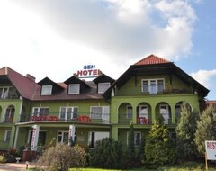Hotelli Sen (Szczaniec, Puola)