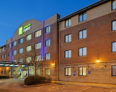 Hotel Knowsley Inn & Lounge formally Holiday Inn Express (Liverpool, United Kingdom)