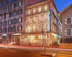 Hotel Base Lausanne (Lausanne, Schweiz)