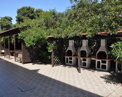 Khách sạn Palm Village (Villasimius, Ý)
