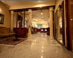 Khách sạn Hotel Ambra Palace (Pescara, Ý)