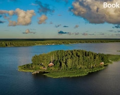 Koko talo/asunto Majorsgrund - Private Island (Maalahti, Suomi)