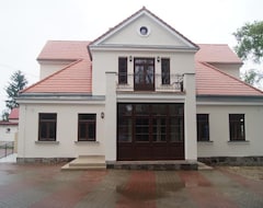 Hotel Integracyjne Centrum Opieki Wychowania Terapii (Serock, Poland)