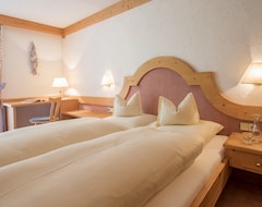 Khách sạn Landhotel Alpili (Gaschurn-Partenen, Áo)
